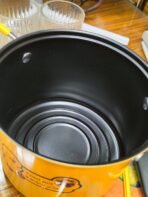 Deep Frying Pot with Strainer Basket 3L – Non-Stick Oil Separator Fryer Pot with Lid | Tempura Chicken French Fries Fish Frying Cookware - Image 2