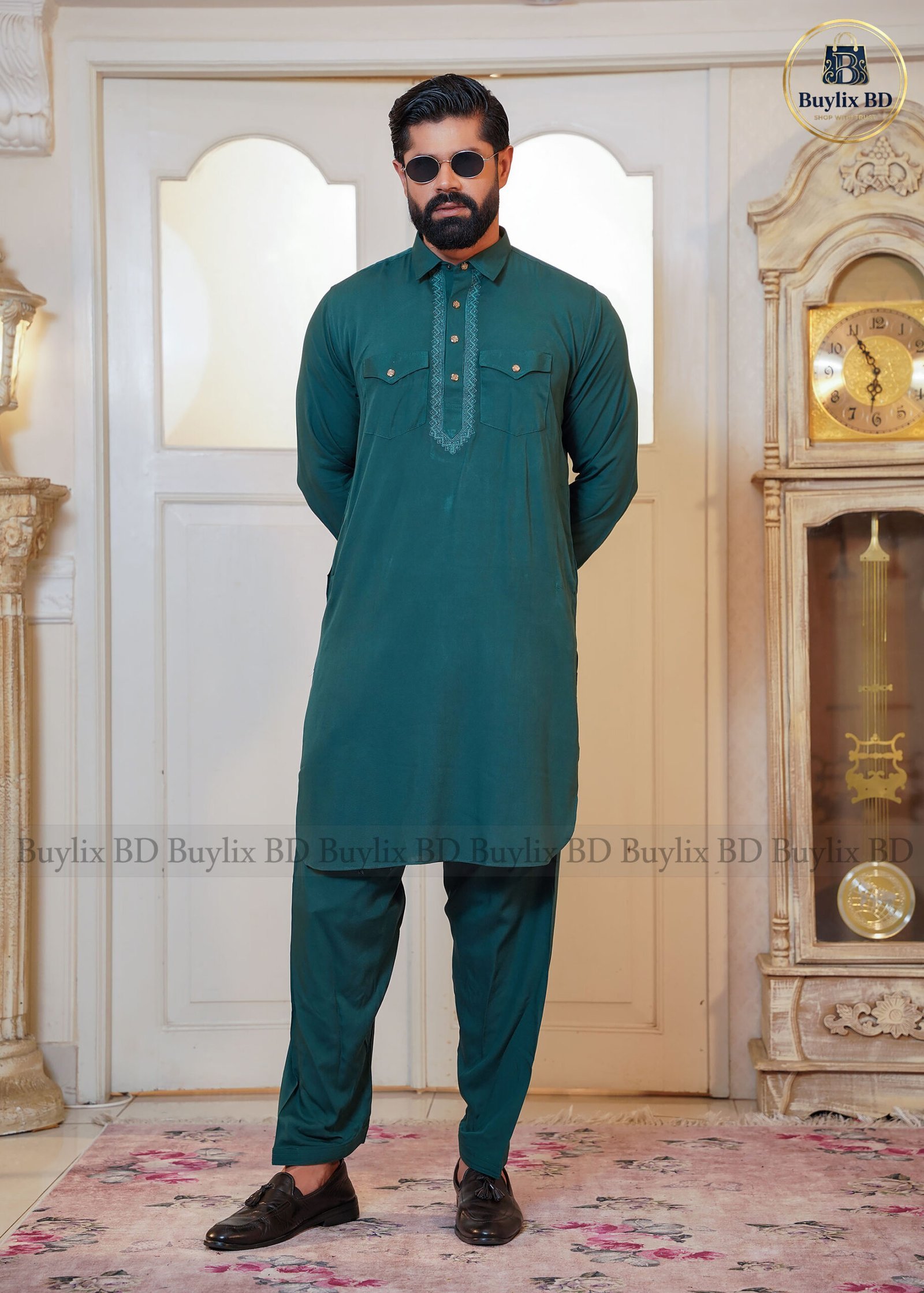 DSC03998-scaled-1.jpg Sultan Men’s Embroidery Kabli Set – Green - Image 1